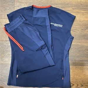 UT Southwestern Medical Center Navy Scrub Set
